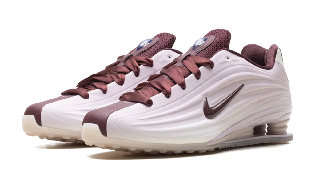 Nike Shox Z SE Particle Rose Burgundy Crush (Women's) — vista 2