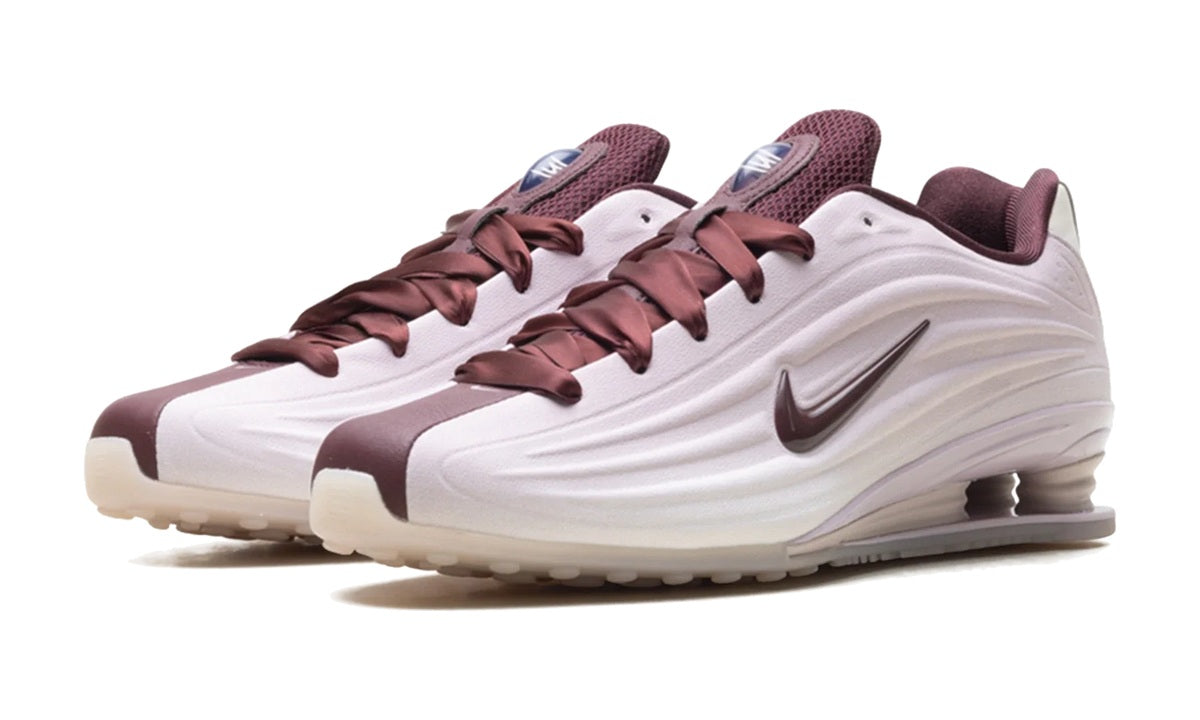 Nike Shox Z SE Particle Rose Burgundy Crush (Women's) — vista 2