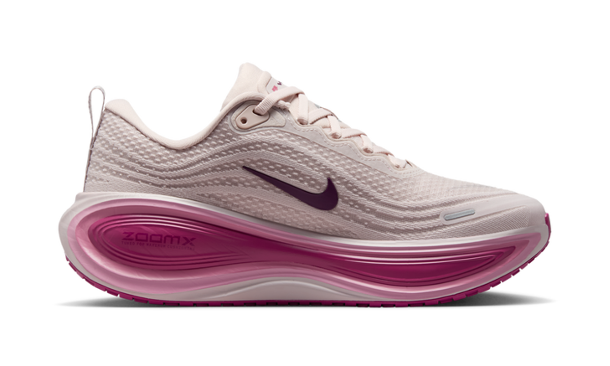 Nike Vomero Plus Silt Red Sweet Beet Bordeaux (Women's) - HV8154-602 - Vista 3