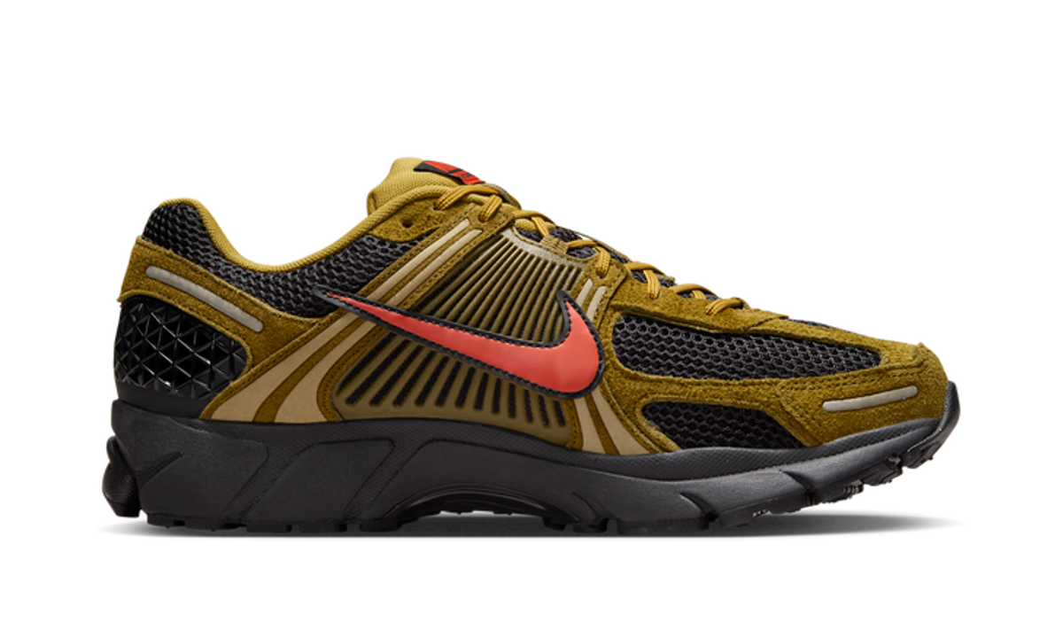 Nike Zoom Vomero 5 Premium Olive Flak Picante Red - IH1344-300 - Vista 3