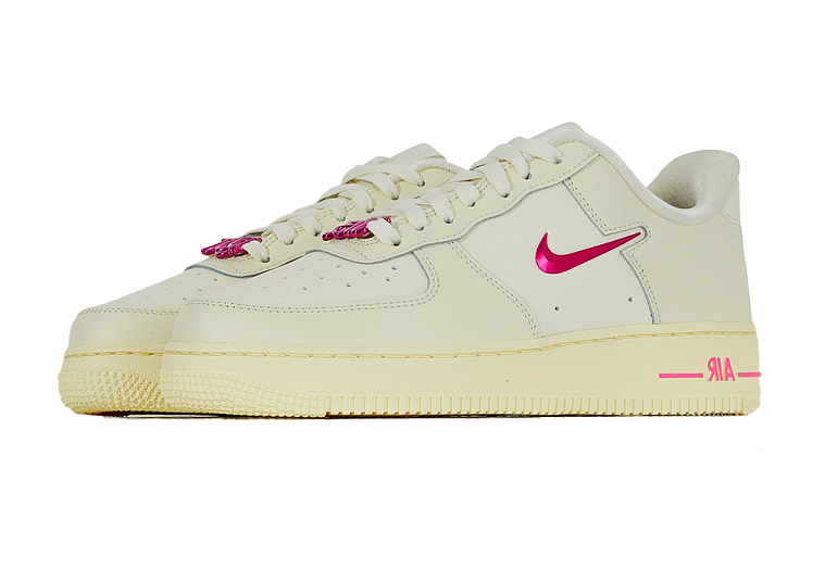 Air Force 1  Low Dance Sail