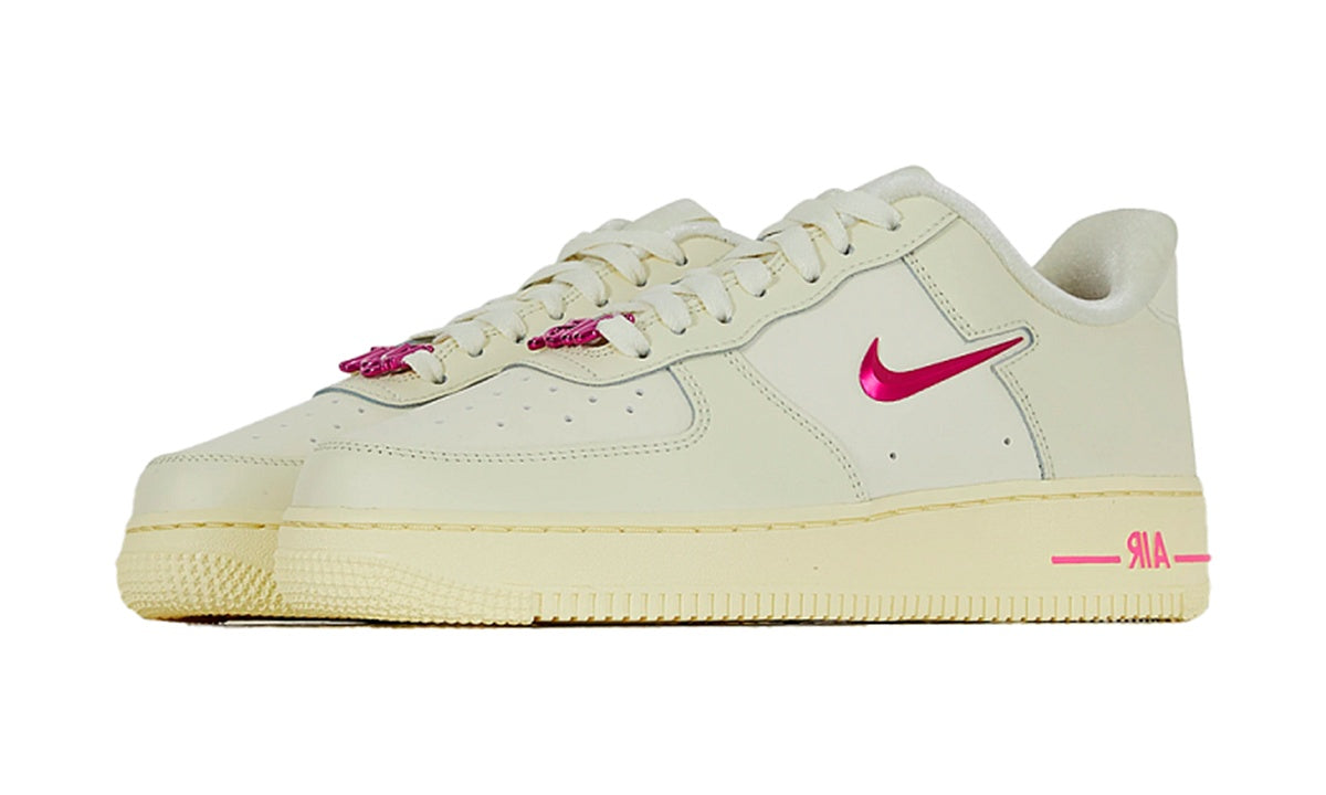Air Force 1  Low Dance Sail