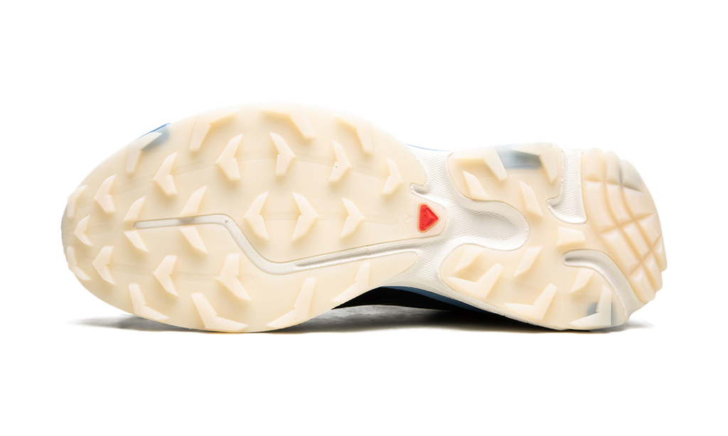 Salomon XT-6 Black Riviera — vista suela