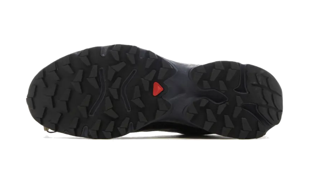 Salomon XT-4 OG Black Silver Metallic — vista suela