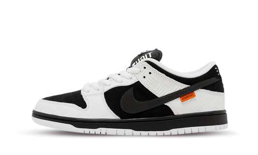 Nike SB Dunk Low Tightbooth