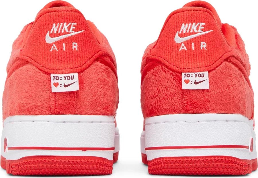 Air Force 1  Low Valentine´s Day Fleece (2024)